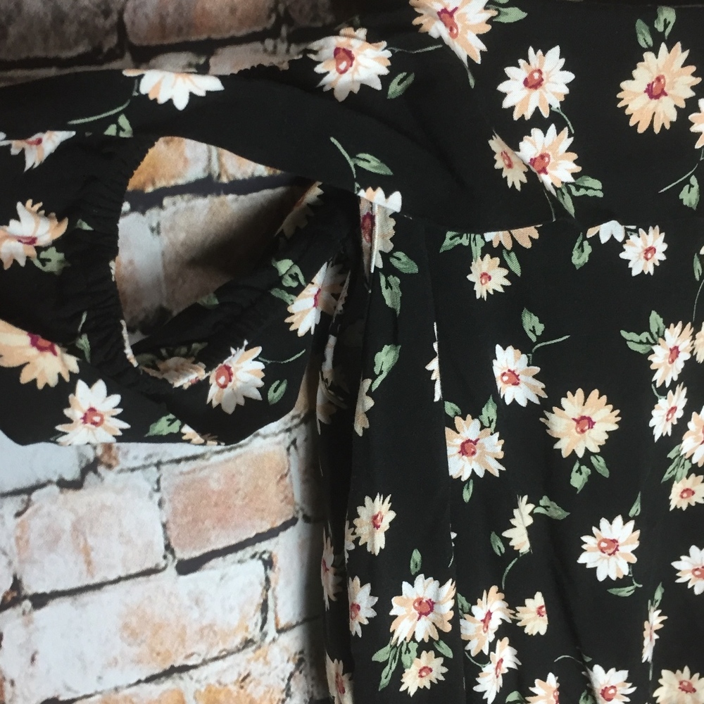 Mimi Chica Sunflower Dress - Picture 3 of 6